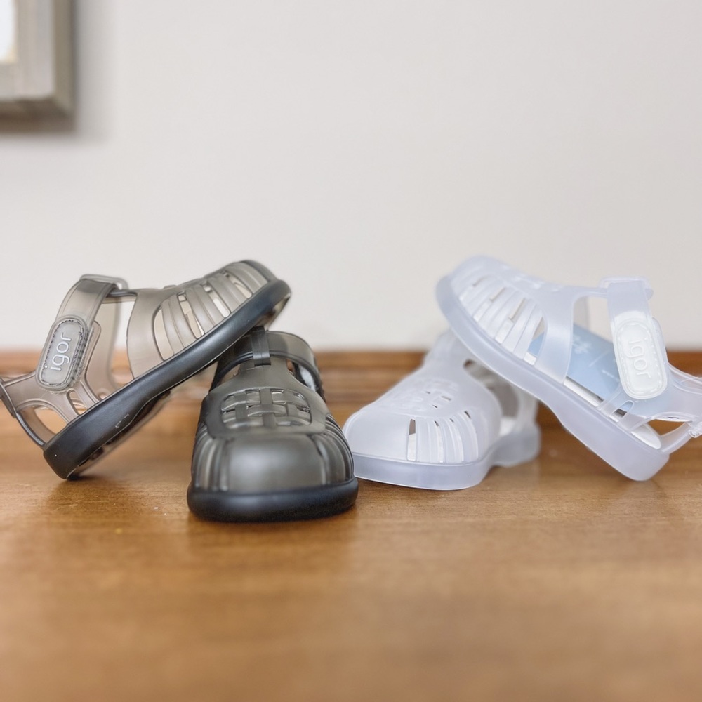 Igor Sandals size 19